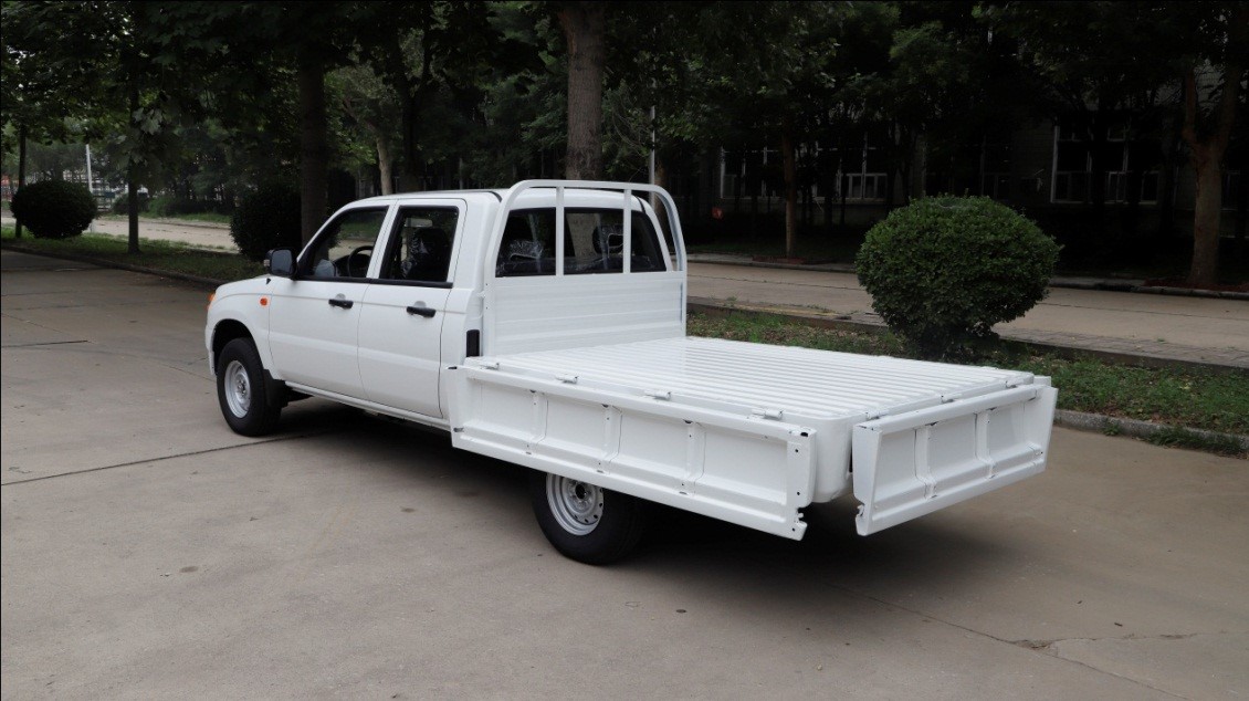 适合摆地摊的皮卡,1.5t三菱动力,三开门平底大货箱!5.98万起-新浪汽车