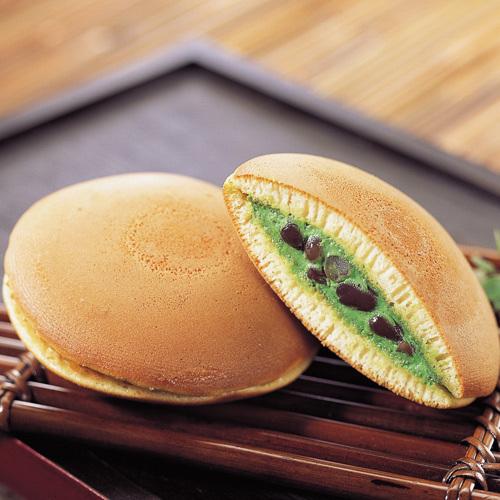 童年回忆:《哆啦a梦》中的铜锣烧,原来是这么做出来的