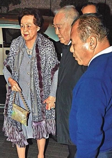 简剑勋许晋亨是她儿子被老公宠一生更想刘嘉玲何超琼做儿媳