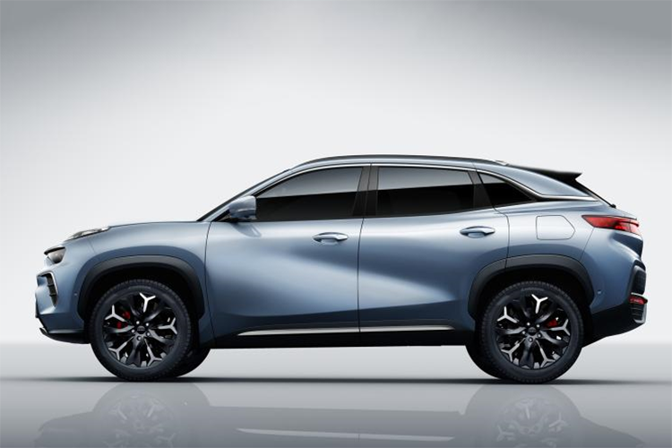 定位紧凑型SUV，全新纯电平台打造，奇瑞新能源S61官图发布