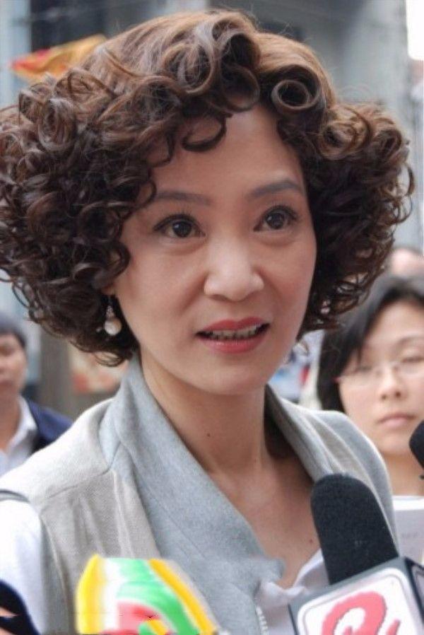 老演员很少打针修脸的刘雪华素颜面对镜头真实样子依然很美