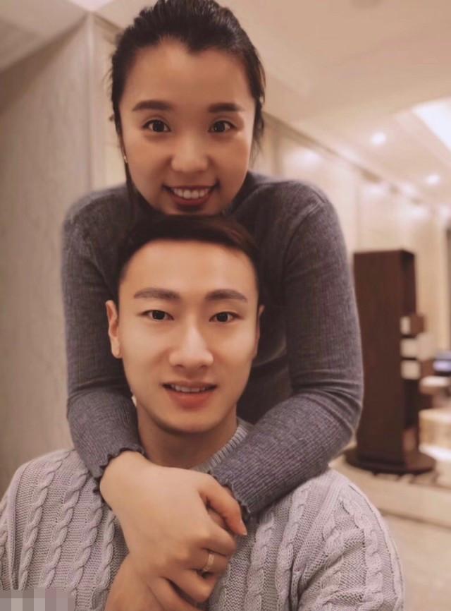 丈夫却是闺蜜前男友,被疑小三上位拒祝福|田卿|国羽|张楠_新浪新闻