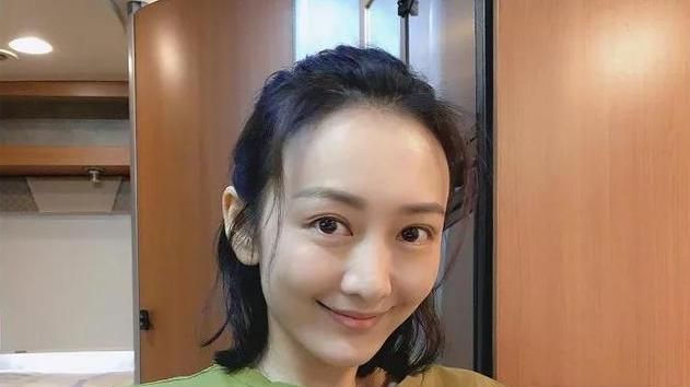 38岁的王鸥"真人"长啥样?当她素颜照曝光后,确定不是开玩笑?