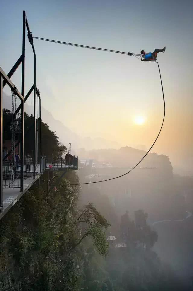 最"刺激"的景点,总能听到各种叫声|秋千|吊桥|悬崖_新浪新闻