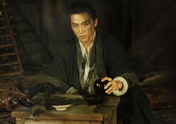 于正官宣新作品18岁新人主演女主角是杨幂旗下的13岁小演员