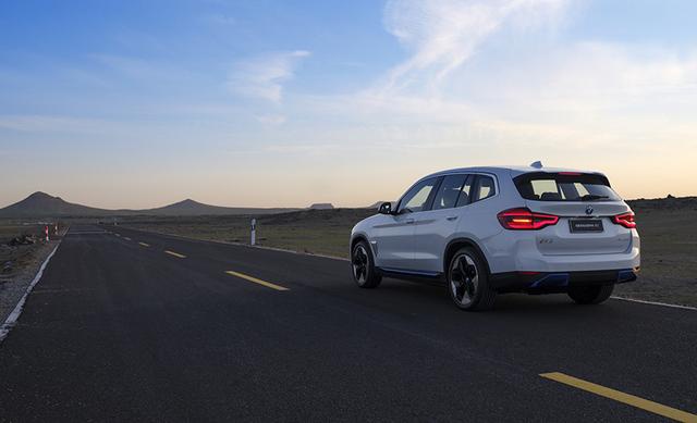 下半年将于中国率先上市续航里程500公里纯电动BMW iX3全球首发