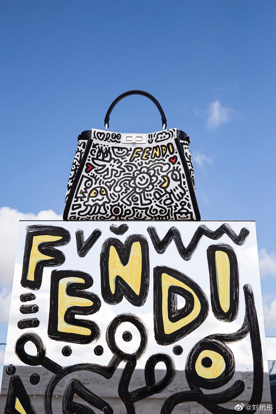 fendi与伦敦艺术家兼插画家sam cox 合作推出了一款特殊的限定系