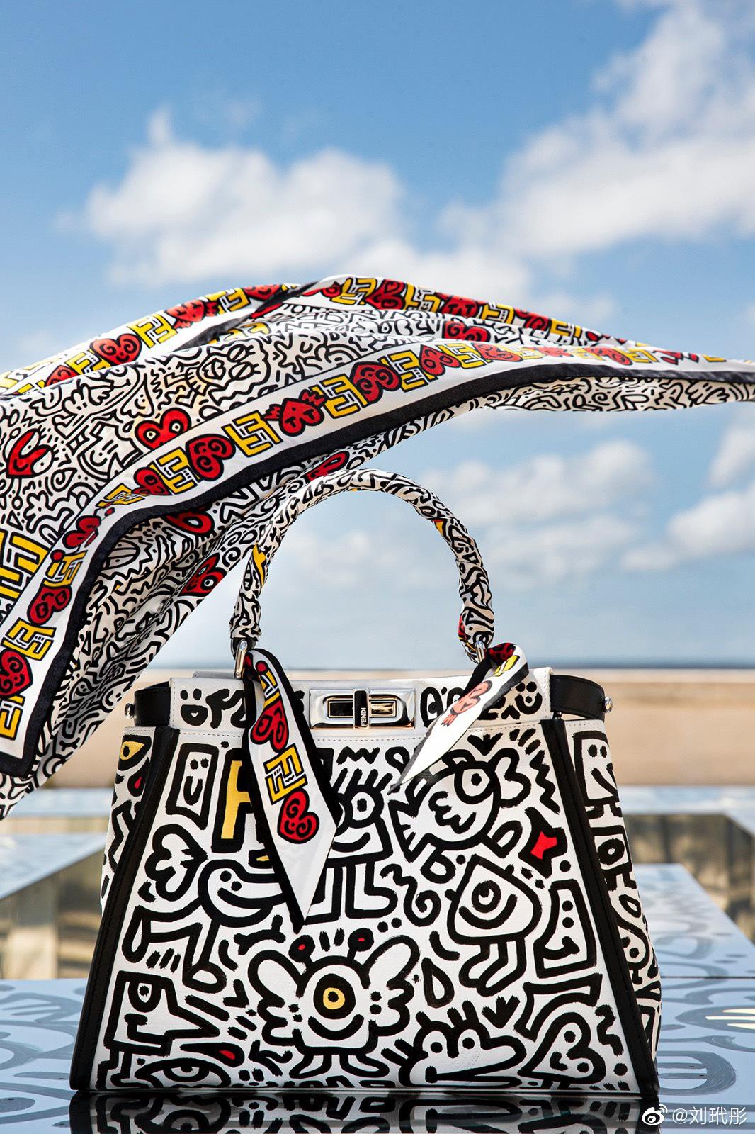 fendi与伦敦艺术家兼插画家sam cox 合作推出了一款特殊的限定系