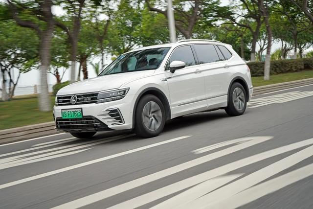 熟悉的味道，更理智的选择？试驾帕萨特PHEV&途观L PHEV