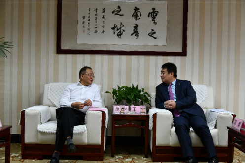 签约仪式开始前,双方就进一步加强合作深入交换了意见,熊振邦总经理