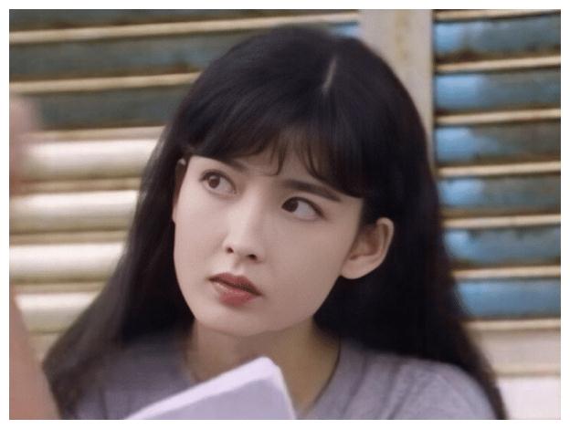 "周慧敏年轻时的照片"火了!看到她的颜值后,才知道什么叫漂亮