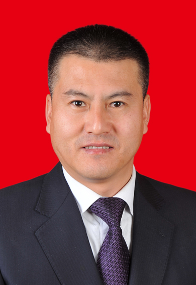 省委党校研究生学历,现任中共榆中县委常委,县纪律检查委员会书记,县
