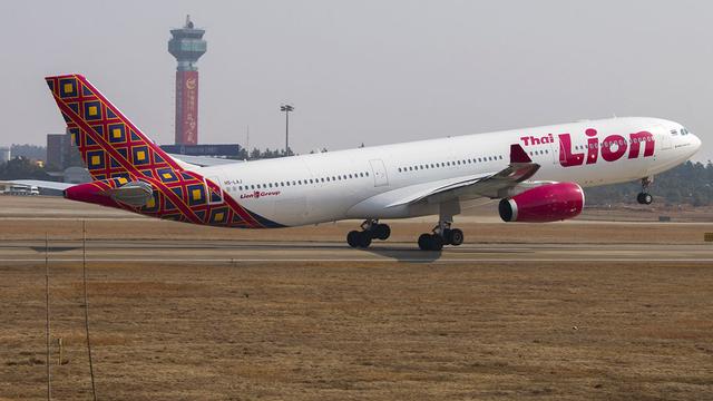 民航局暂停泰国狮航sl117航班及亚航xj808航班运行一周