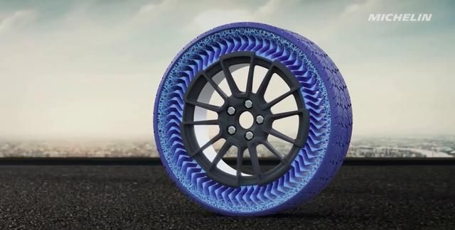 okex:米其林推出免充气防爆轮胎,看完原理太佩服了-新浪汽车
