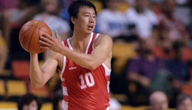 中国男篮的历任队长大盘点,你认识其中几个?