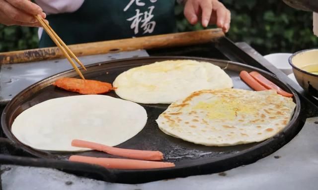 是阿姨对你的爱啊雨露不能均沾只能沾一沾怎么能少的了烤面筋一个猪头