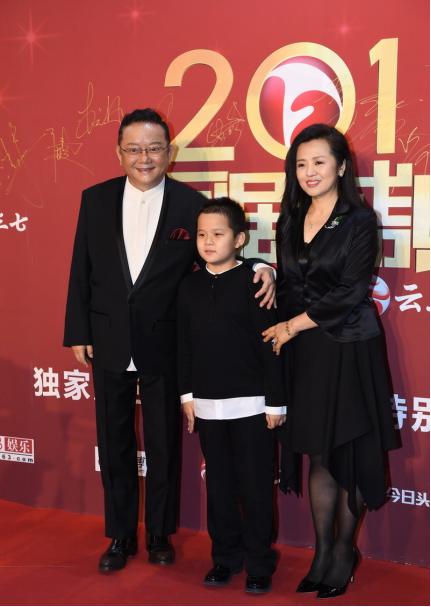 王刚的第三任妻子是真的会保养,气质太强,出场时就有一种家主范