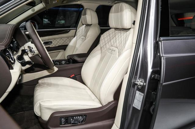 比老款便宜20多万！解读宾利新款添越变了什么？