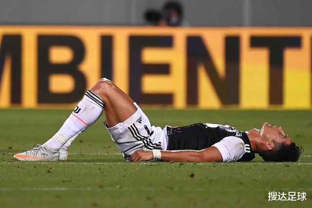 187秒2次极限冲刺,累到腿软 瘫倒在地,队友却原地看戏