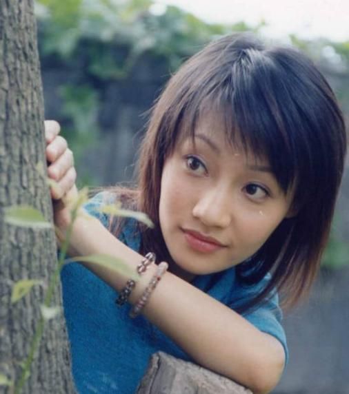 她出演《金粉世家》成名,正红时因脚滑被割喉身亡,年仅29岁