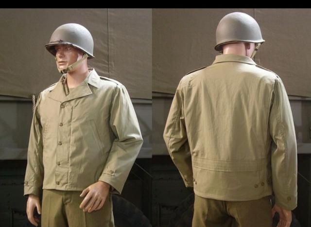 随着美国工业动员加速,m1941帕森斯式野战夹克开始在美军中普遍起来.