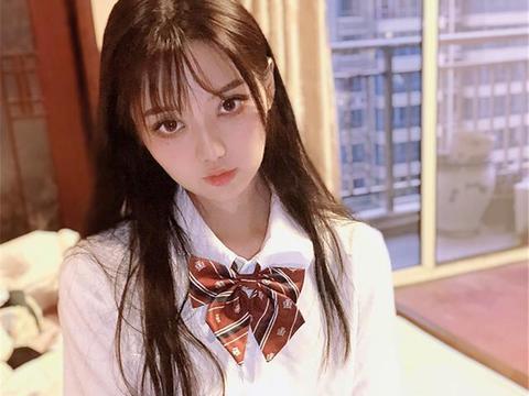 快乐星球冰柠檬用14年变成宅男理想型穿吊带裙太撩了吧