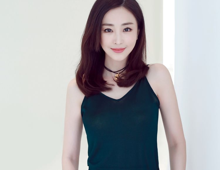 她17岁成空姐之后转行做演员,出道19年零绯闻,如今39岁仍是单身|林静