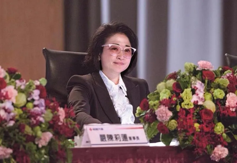 汽车大王严凯泰:身价曾上千亿,令裕隆起死回生,营收3000亿!