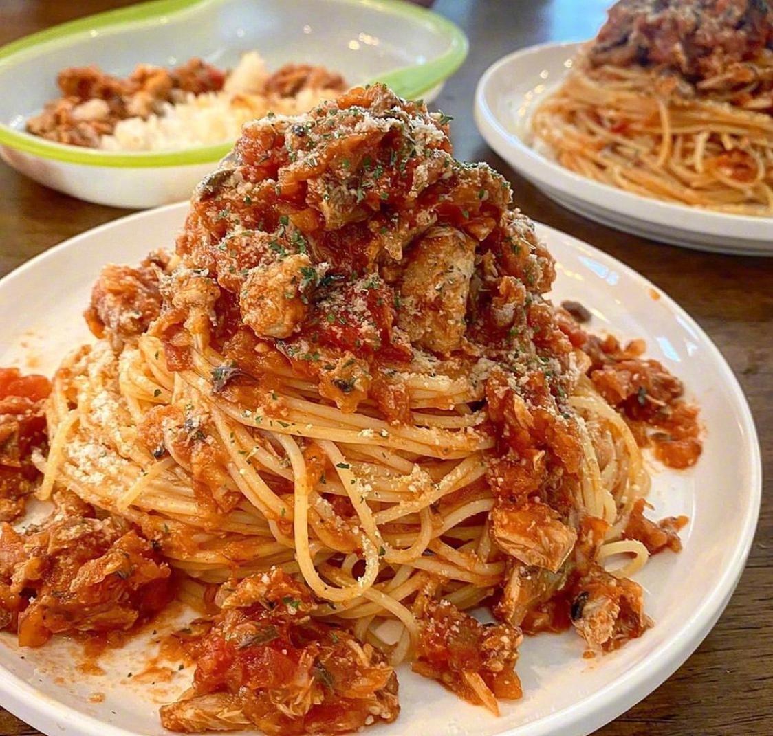 不仅想吃螺蛳粉,还想吃意大利面.