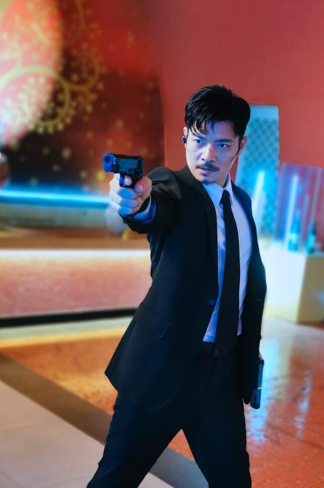 罗立群陆行鲨口碑获赞王牌保镖接棒杀青