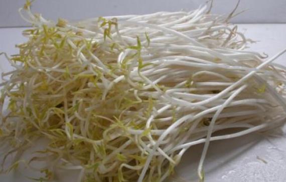 买豆芽时,买粗的?买细的?学会菜农这5招,今后不会再买错