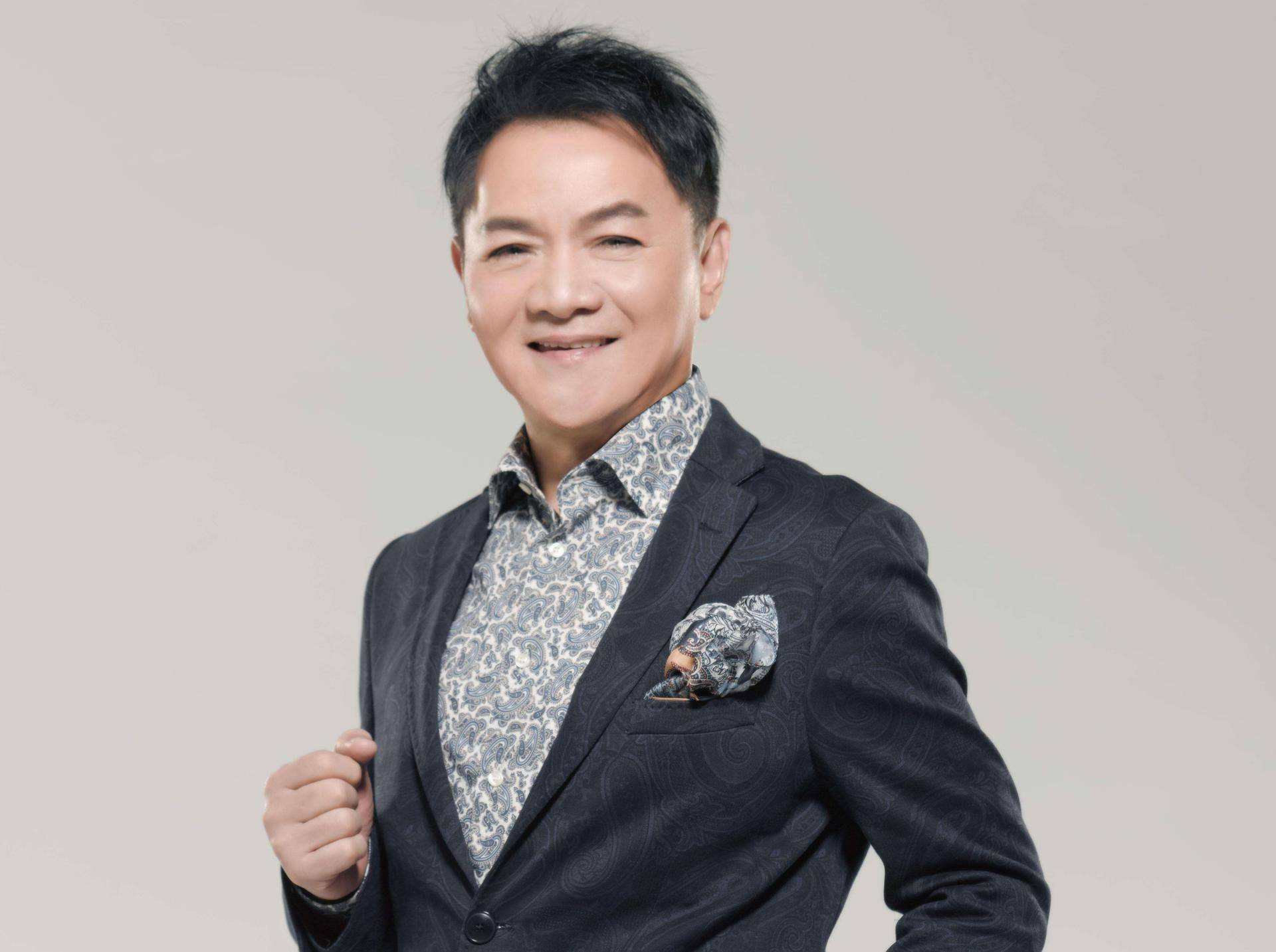 曾凭一首《爱拼才会赢》火遍大江南北,72岁的叶启田现在怎么样了