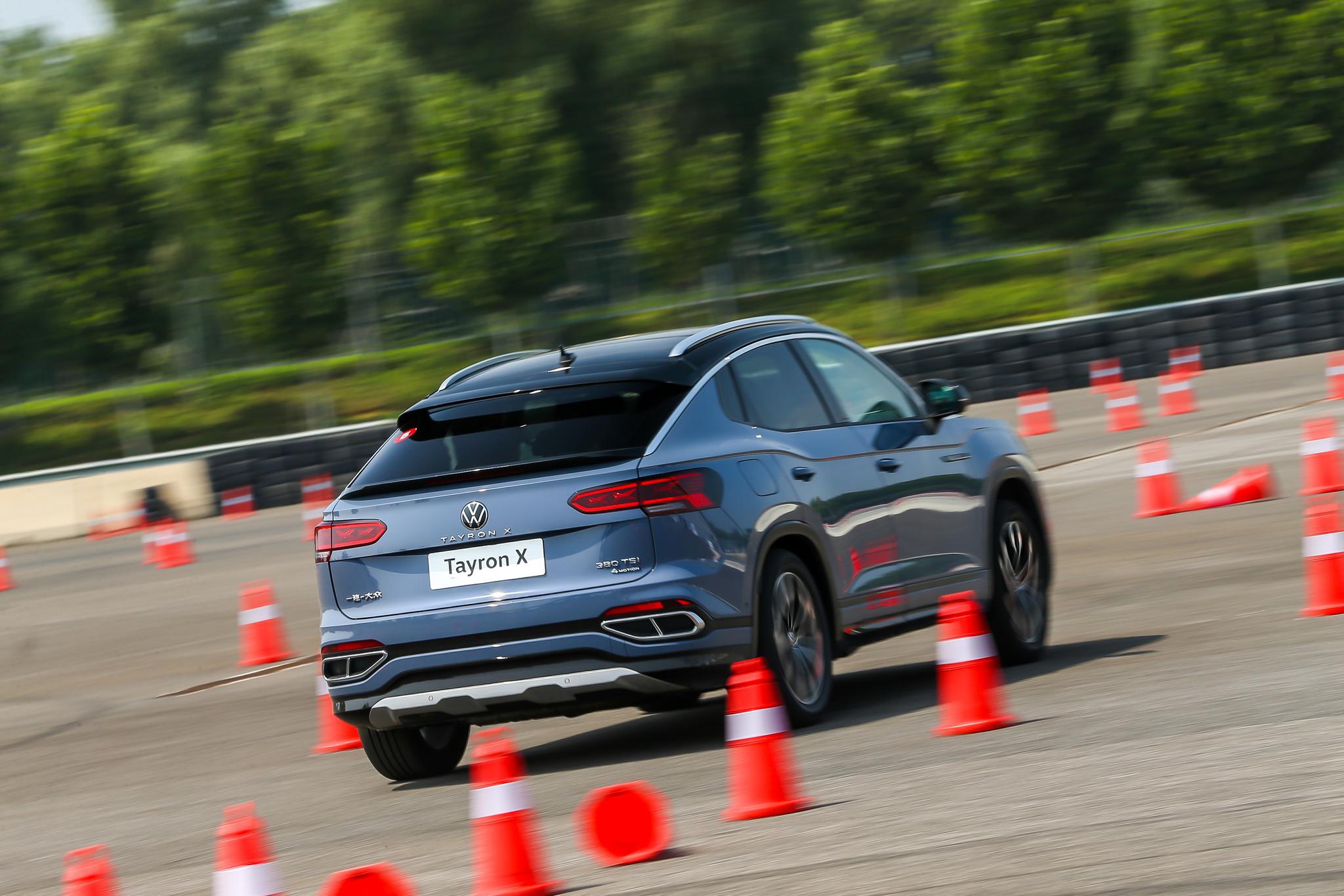 颜值拿捏到位，探岳X的性能表现又如何？|试车