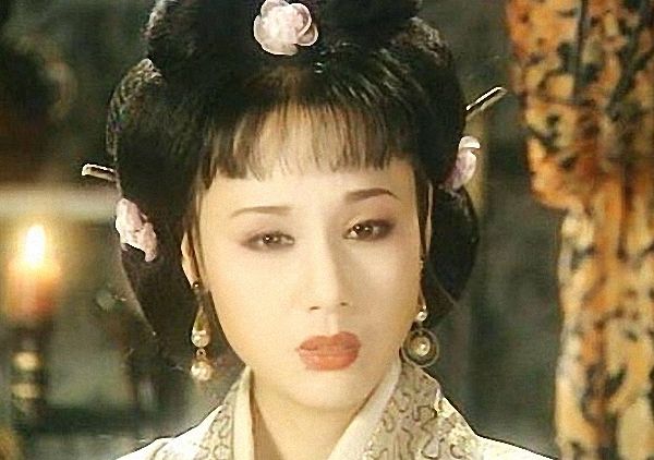 老艺人李建群去世,这个名字也许陌生,但说到一部剧就知她很出名