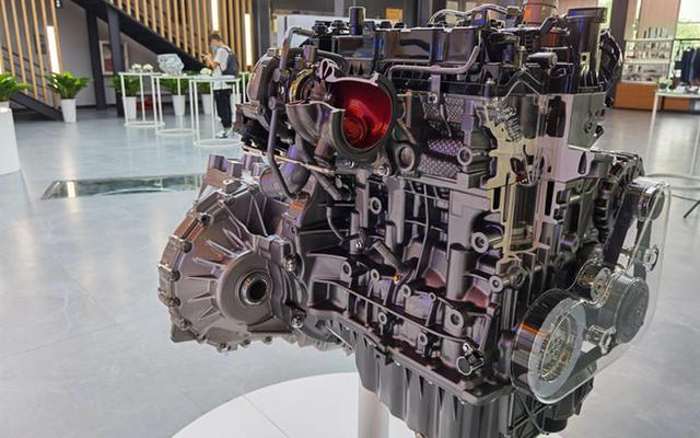 又多一颗“中国芯”！长城全新2.0T发动机与9速双离合年内量产