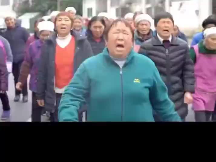 老头,你怎么伤了这么多大妈的心