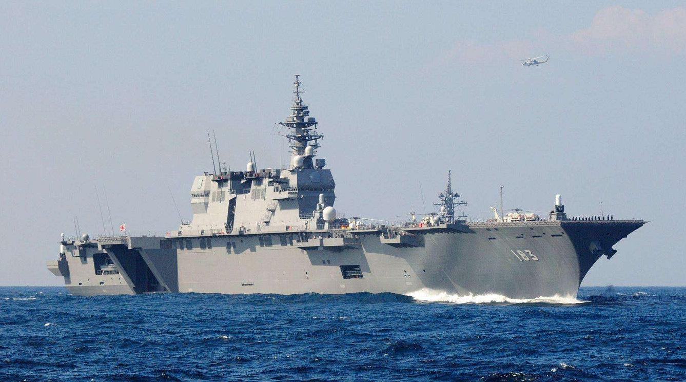 美国准航母连烧四天,吓坏一群美海军高官