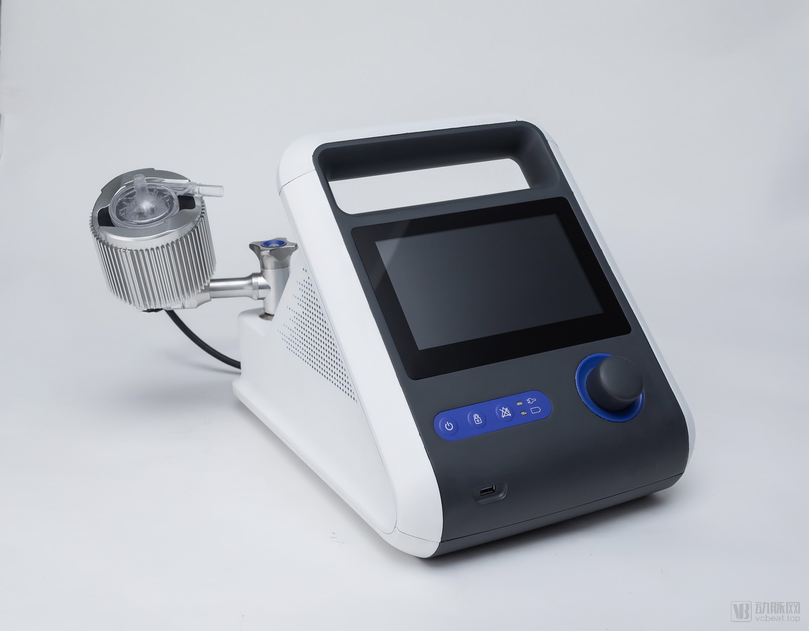 "人工心脏本质是一个旋转泵,传统的机械轴承存在摩擦,容易造成血液