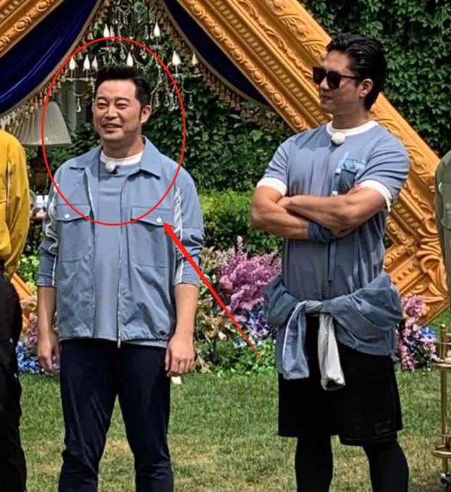 42岁沙溢被喊"爷爷",凌潇肃现场笑翻,沙溢的反应尽显真实人品