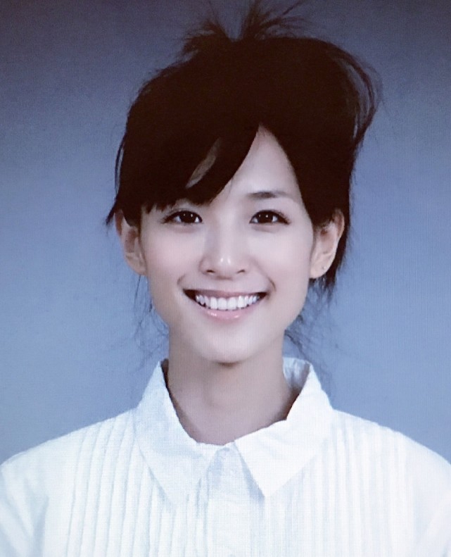 林宛瑜扮演者赵霁在出演完《爱情是从告白开始的》就开始淡出娱乐圈