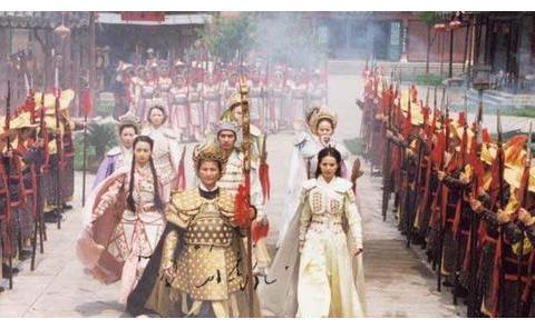 01版《杨门女将》,一部人均绝色的电视剧,评分高达8.5|杨门女将|李若彤|绝色_新浪新闻