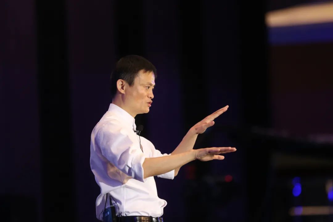 马云最新演讲:人类的灾难也许才刚刚开始!