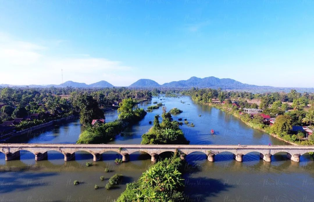 鲜为人知的小众旅游城市,曾是老挝的首都,藏着悠久深厚的历史