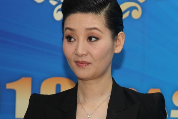 武汉|刘亦菲|唐璐_新浪新闻