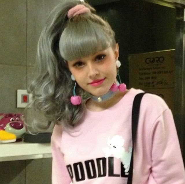 吴卓林疑似被andi抛弃昔日恩爱照被删除只剩下个性自拍照