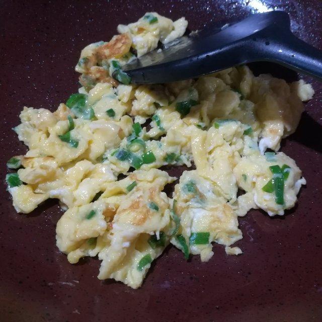 每天一道菜黄花菜炒鸡蛋简单又下饭