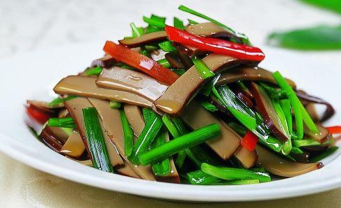 家常素小炒韭菜鸡蛋干,几分钟就可以完成,美味营养