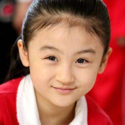 大家都觉得长大后的她没有小时候看起来那