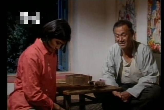 《篱笆·女人和狗》:金锁媳妇"傻乎乎",凭啥被誉为幸福之人?
