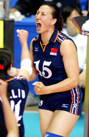 女排低调奥运冠军终于露面,如今眼角松弛老态尽显|王丽娜|女排|奥运